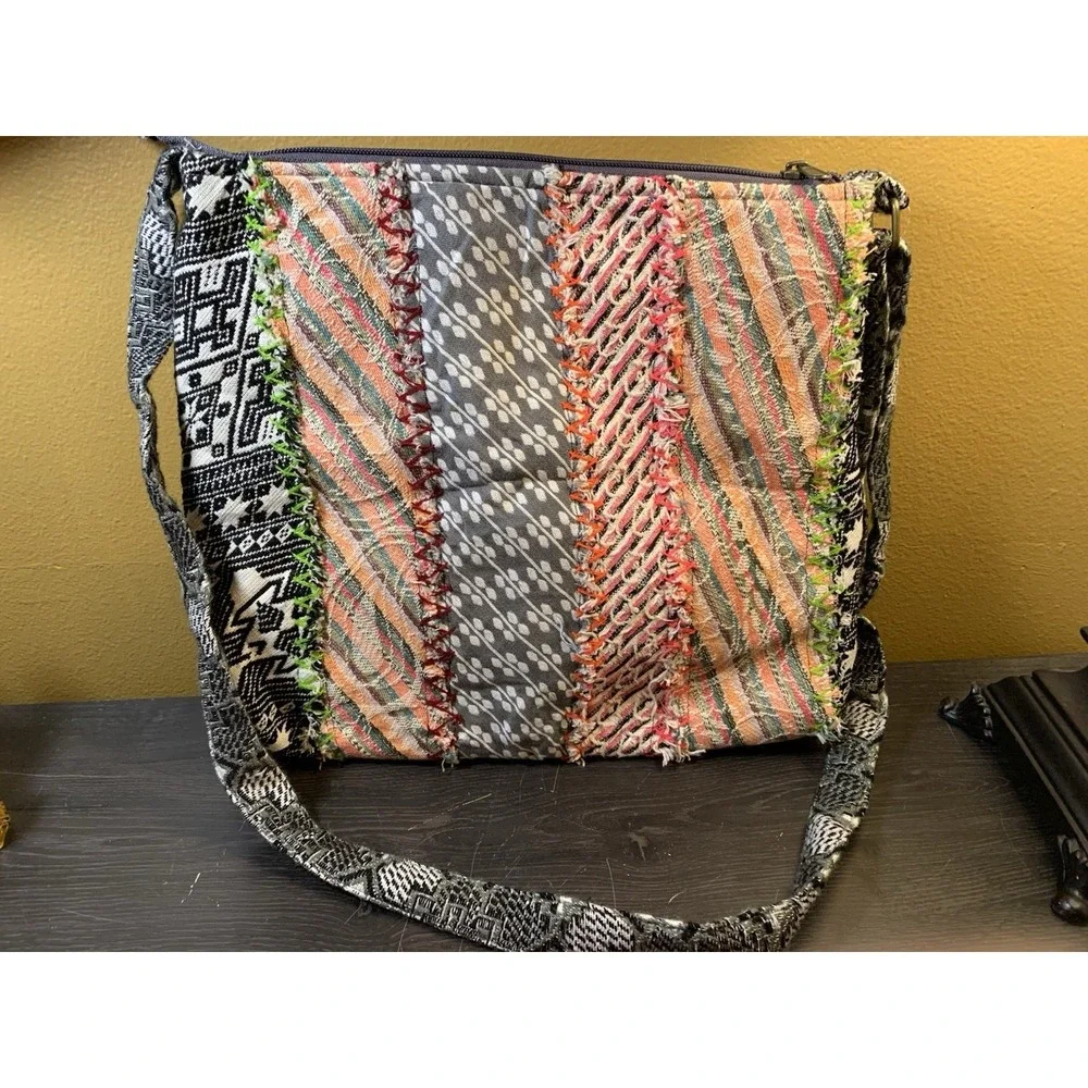 Your Journey‎ Demdaco Colorful Patchwork Weekender Boho Carpet Bag Pockets